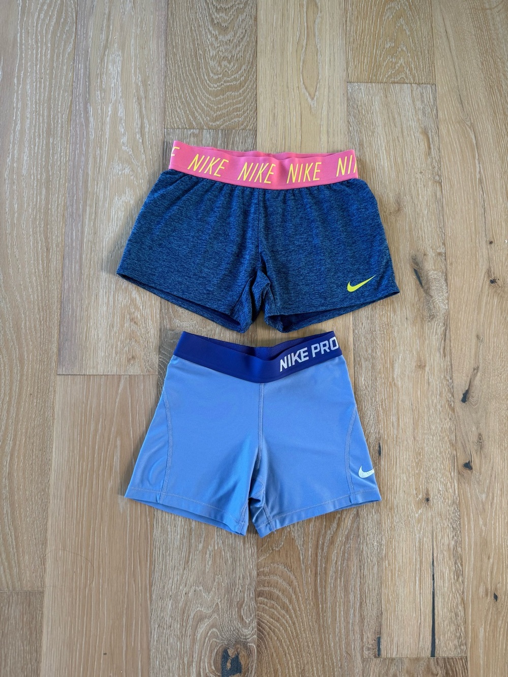 2 pr Nike Pro Girl’s Dri-Fit Athletic Shorts Navy & Periwinkle blue Size M 10-12